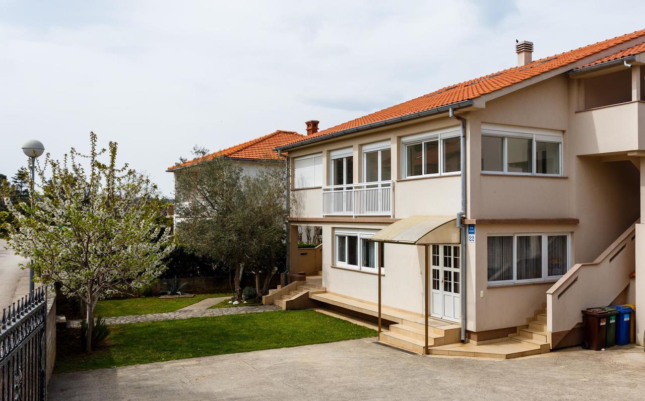 Apartments Jura Кърк Екстериор снимка